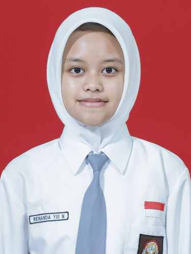 REINANDA YUI NADIFA.jpg