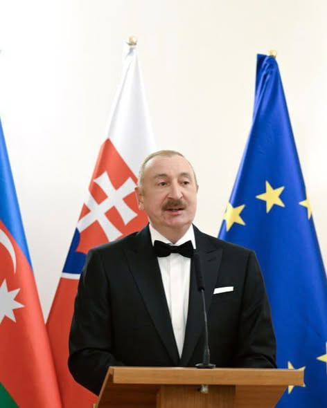 597865273 18396121480120724 4602543073264532080 n.jpg?stp=dst jpg s590x590 tt6& nc cat=100&ccb=1 7& .jpg