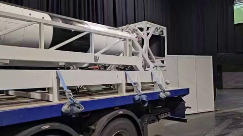 XbYM7JWAnPi 6BU4.jpg