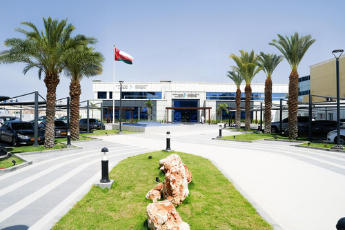 G7tzB9LbUAA8 wx.jpg