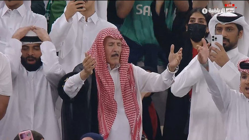 G7qrE4aWQAAgo7S.jpg