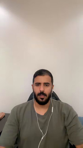 EUA QyAZXTq8aVq4.jpg