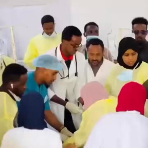 Caz5QiS9HECQoAn9.jpg