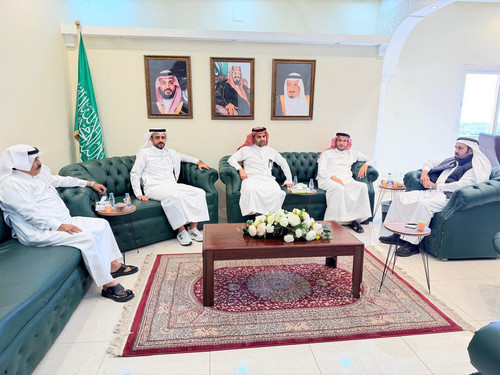 G7kMLrEWgAASYC2.jpg