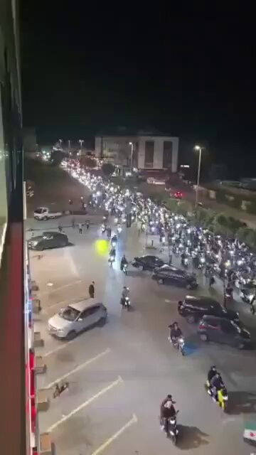 u8boSF9ZA5JvfM4Z.jpg