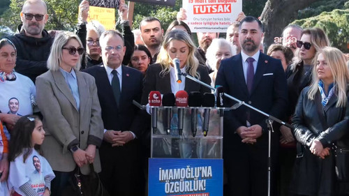 8 zZxuKrSNrubdRv.jpg
