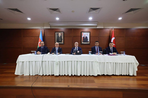 G7rMIfoWcAAQwmv.jpg