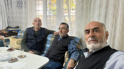 G7qiJ pXQAAawge.jpg