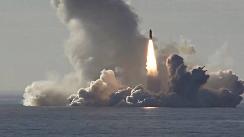 قال القائد العام للبحرية الروسية إن الولايات المتحدة وأوروبا تستعدان لمواجهة عسكرية محتملة في القطب الشمالي، حيث تعمل واشنطن والناتو على تعزيز وجودهما...