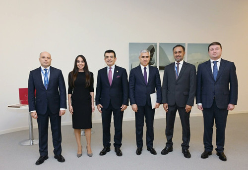 G7qcWF4XUAAZ50I.jpg