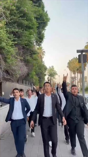 XViBfLGf3esnUauz.jpg