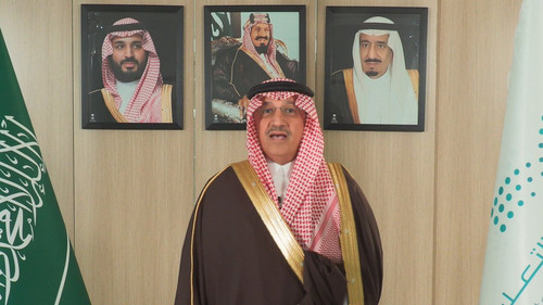 ONxoLzLd5Bn4UHDF.jpg