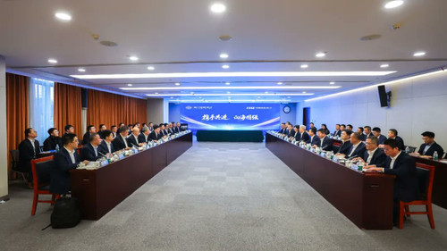 G7q7P7 XAAAjL s.jpg