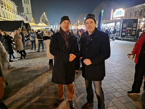 597889760 1164271152519637 4280592359289055621 n.jpg?stp=dst jpg s720x720 tt6& nc cat=104&ccb=1 7& n.jpg