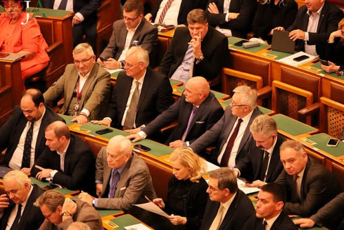 595143354 1235972431683290 4399116211170407296 n.jpg?stp=dst jpg s590x590 tt6& nc cat=104&ccb=1 7& n.jpg