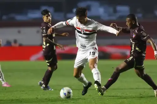 Dinenno se despede do São Paulo após oito jogos, deixa impacto e dúvidas sobre futuro no clube