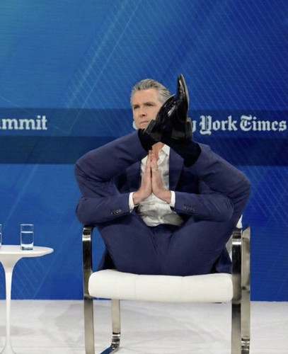 G7qRCJOXoAUn4IT.jpg