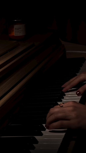 bhmHyn7c4ZUER9Pu.jpg