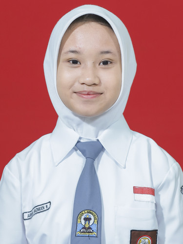 AURELIA NAZMEEN R.jpg