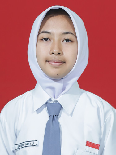 SAFIRA NUR ANGRAINI.jpg