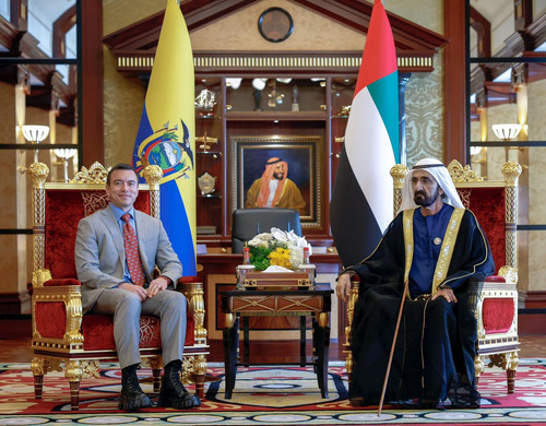 G7kUk1iXgAA4nb5.jpg