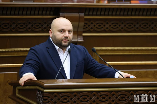 596130710 1279758494188213 4704742664454564860 n.jpg?stp=dst jpg p180x540 tt6& nc cat=105&ccb=1 7& n.jpg