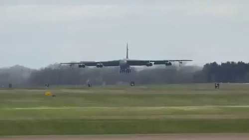 UuW2NZynXPAj 4Wu.jpg