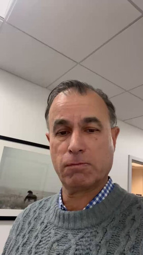 CGql1MM3aOr oJ1a.jpg