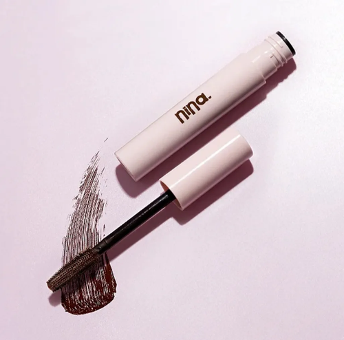 NINA MA�SCARA DE CA�LIOS ALONGA E DEFINE BROWN foto 2.png