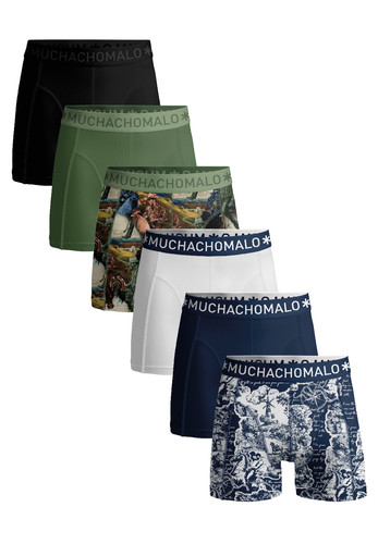 CD OUTLT347 342 01.jpg