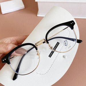 Vintage Style Reading Glasses – Timeless Design, Modern Comfort.jpg