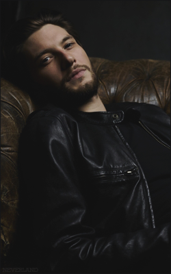 tumblr 0de6dcc49af7161a9d51e42ab091e7ae d9d74d49 250.png