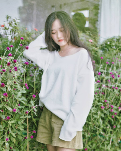 hi.imneyiah 4 CBfRGpQAc2D .jpg