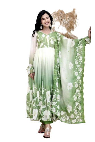 photo 6199667618718270848 y.jpg