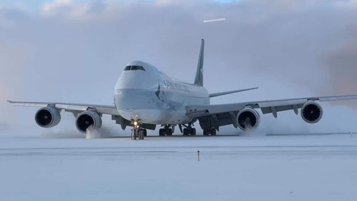 S v9DmLpc95XdPba.jpg