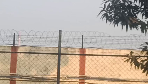 9XAms QADMBolvzH.jpg