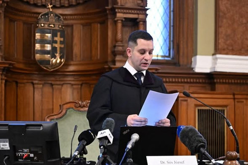 628211052 1392766592893359 382773107050767181 n.jpg?stp=dst jpg s590x590 tt6& nc cat=108&ccb=1 7& nc.jpg