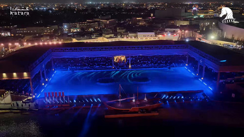 meknCMBDyj 9FIN4.jpg