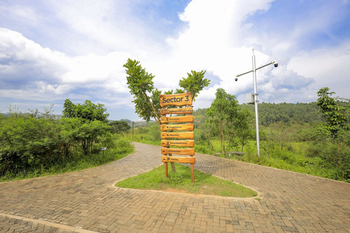 HATb 2 W0AAz5Ia?format=jpg.jpg