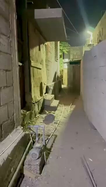 fHOt8vFX Ux02n2R.jpg