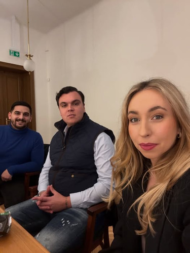 627860023 17984874101939743 3352028691996056955 n.jpg?stp=dst jpegr p526x296 tt6& nc cat=103&ccb=1 7.jpg