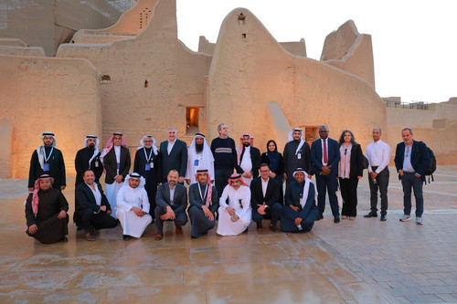 HAU2 nWXYAA2x5d?format=jpg.jpg