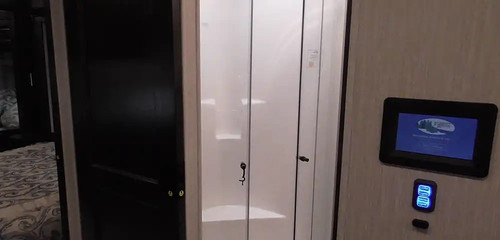 34276222.jpg