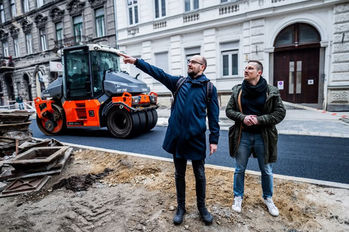 629324108 1288612943088693 3501560466250412651 n.jpg?stp=dst jpg p180x540 tt6& nc cat=110&ccb=1 7& n.jpg