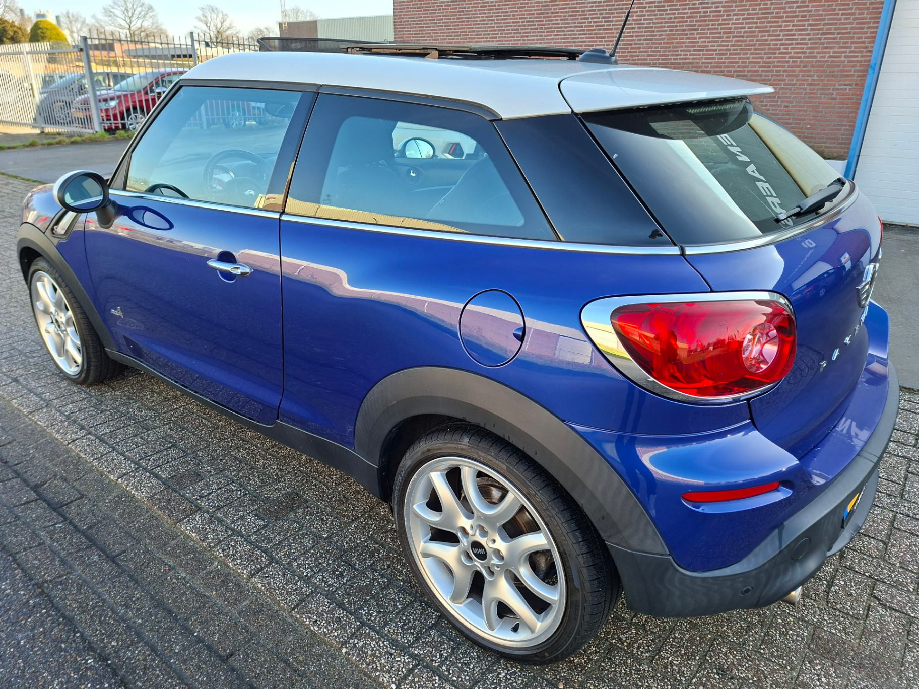 Mini Cooper Spaceman 116000km - Image 8