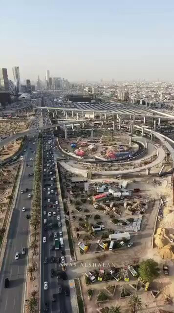 tWFcjj5TFda2a hc.jpg