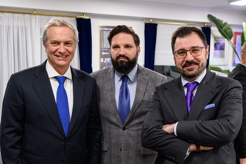 624727762 1349833040521873 7722729305075168431 n.jpg?stp=dst jpg s590x590 tt6& nc cat=105&ccb=1 7& n.jpg