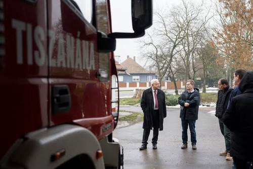 625976873 943625228004530 7579533662393907157 n.jpg?stp=dst jpg s590x590 tt6& nc cat=100&ccb=1 7& nc.jpg