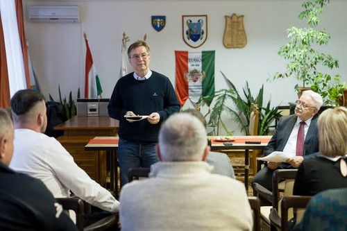 626530147 943625194671200 5436140667587733631 n.jpg?stp=dst jpg s590x590 tt6& nc cat=103&ccb=1 7& nc.jpg