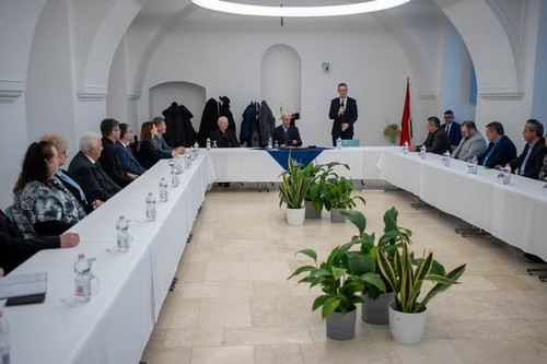 627486569 1217921667113483 4844417030980601783 n.jpg?stp=dst jpg s590x590 tt6& nc cat=110&ccb=1 7& n.jpg